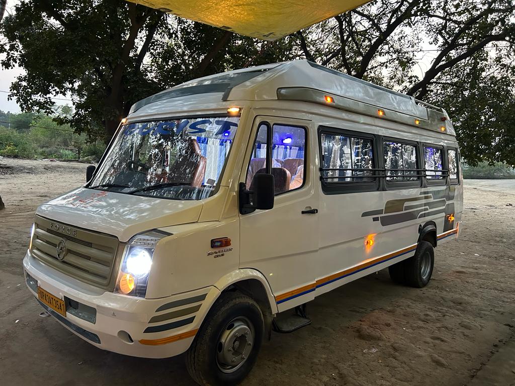 traveller 13 seater pradhang.com